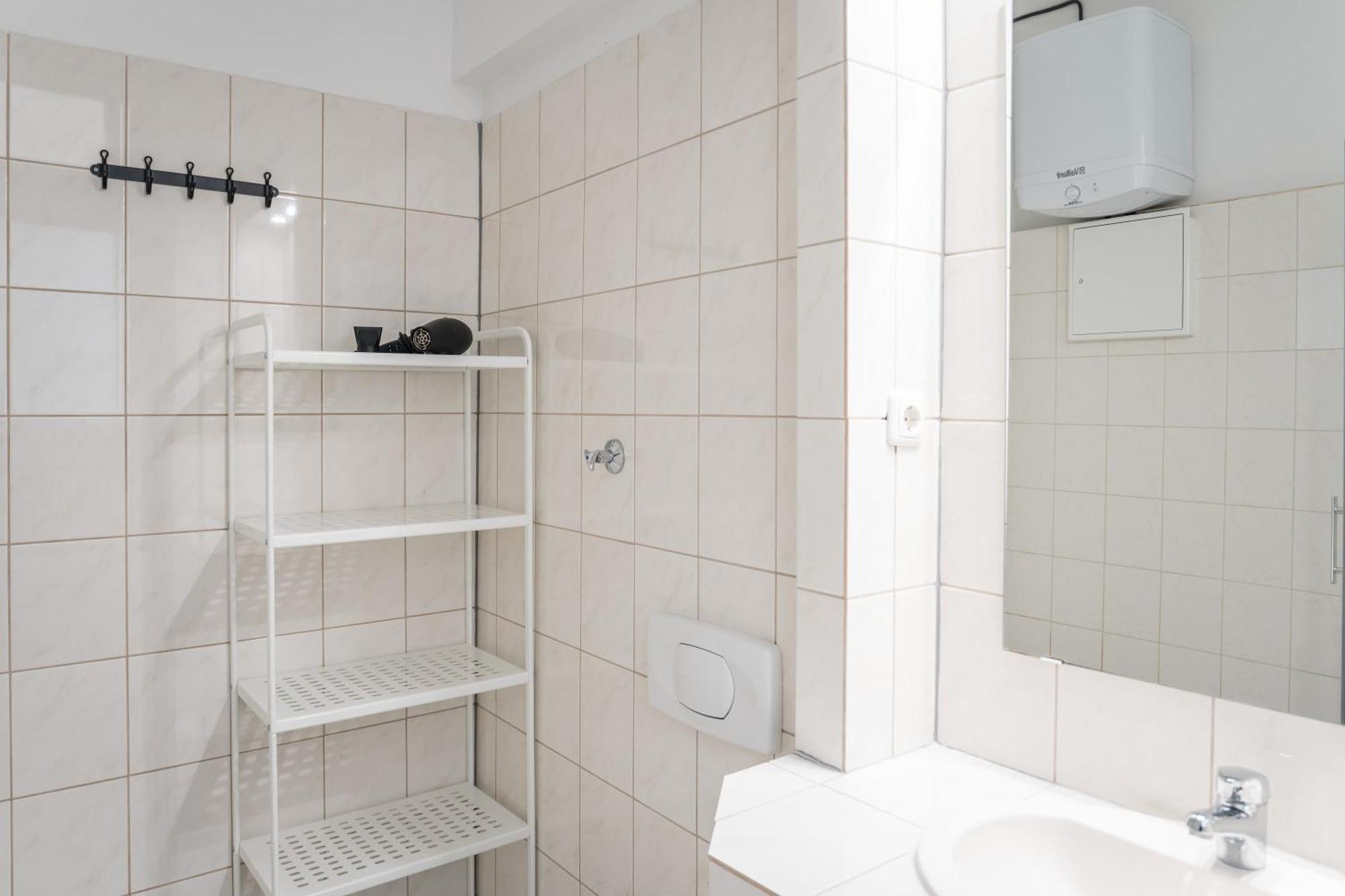 Spacious Family Apartment With 2 Bedrooms Berlim Exterior foto